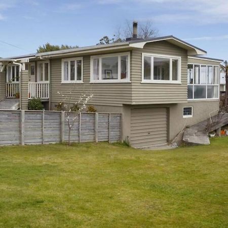 Villa Adventurers Retreat Lago Lago Taupo Esterno foto